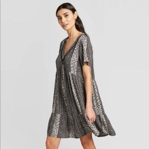 Target NWT Plus Printed Short Sleeve Dress